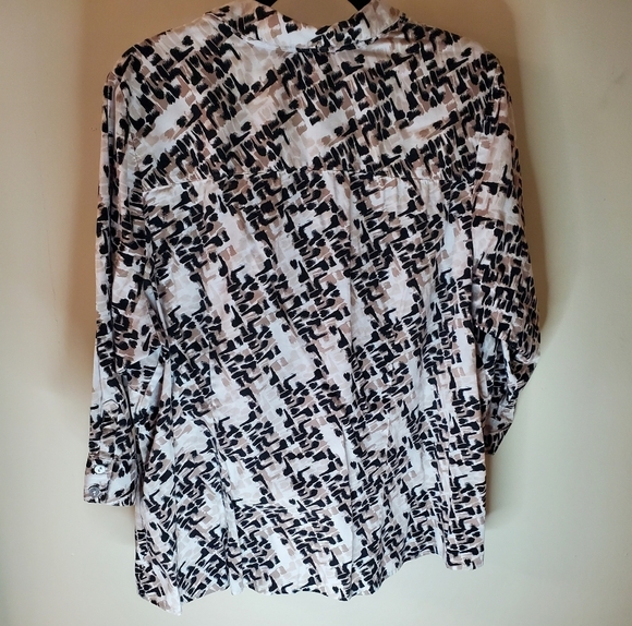 🍁Cute Plus Size Button Down Top Size 2X - Picture 5 of 5